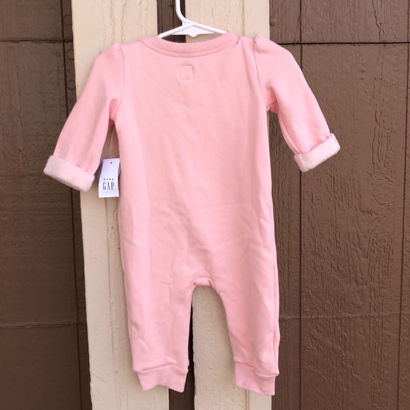 🦙🦙Gap NWT llama cozy one piece - Picture 4 of 4